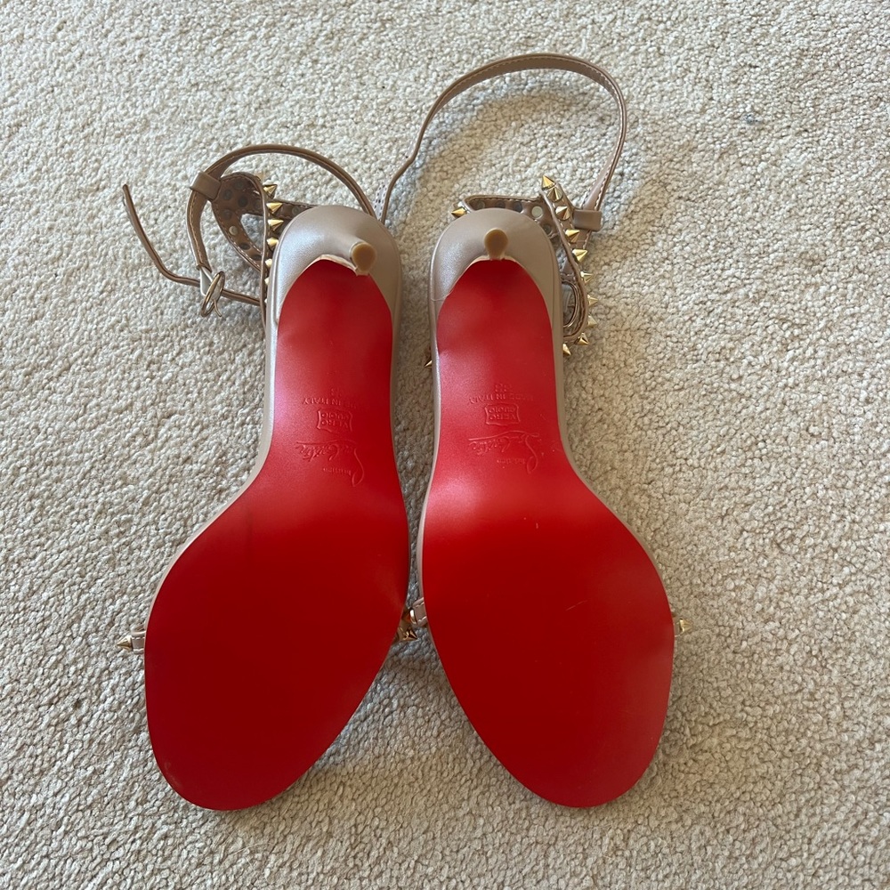 Tan heels with gold studs, New in box